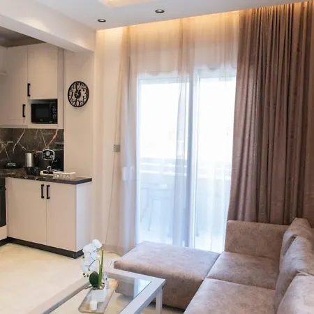 Апартаменти St Paul 25 Urban Apts