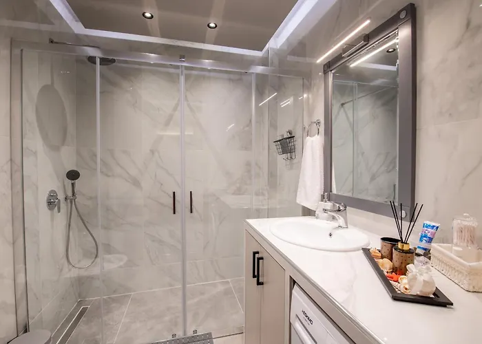 St Paul 25 Urban Apts コス・タウン